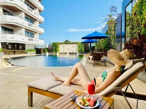 센터 포인트 수쿰빗 10 호텔 로비