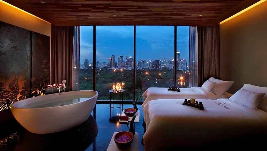 이스틴 그랜드 호텔 파야타이 레스토랑