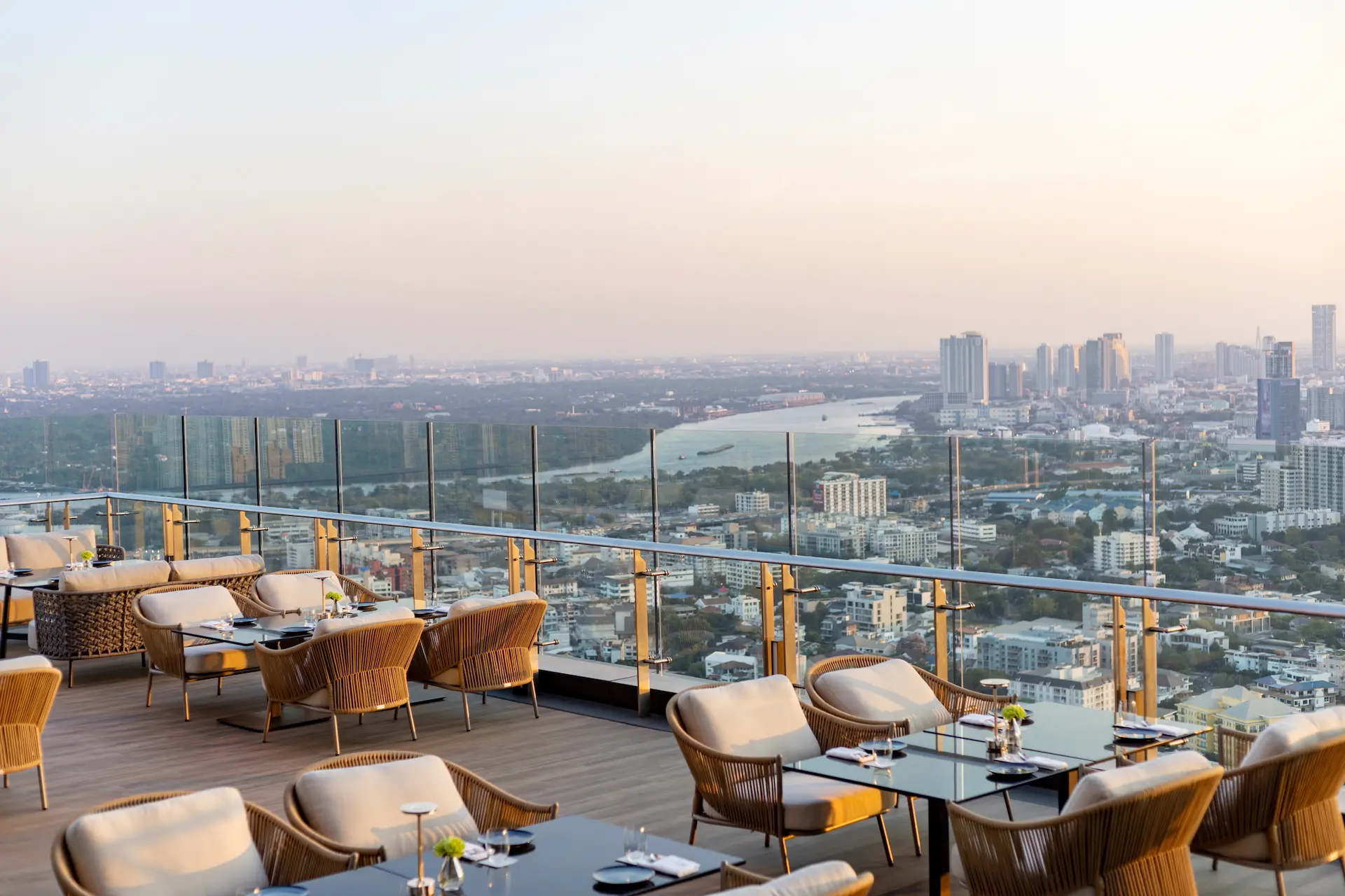 방콕 그란데 센터 포인트 수라웡 방콕 호텔 외관