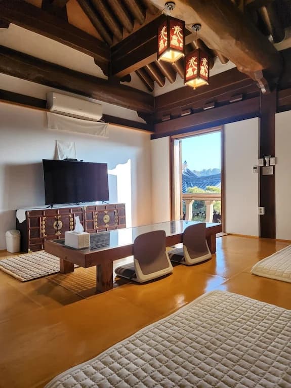 한옥 라온 야경