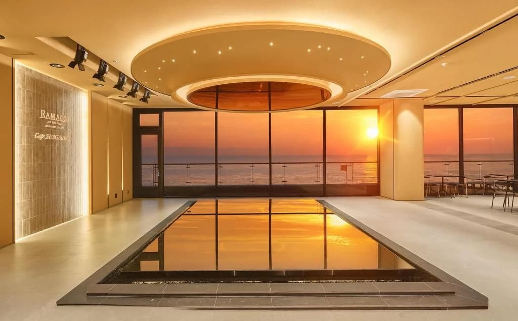 홈마리나속초 수영장