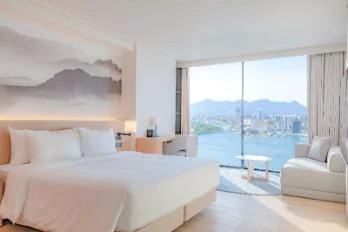 홈마리나속초 야경