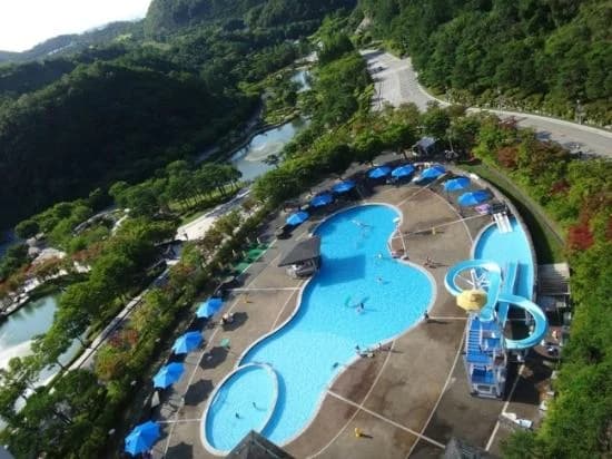 호명산스카이라운지 침실