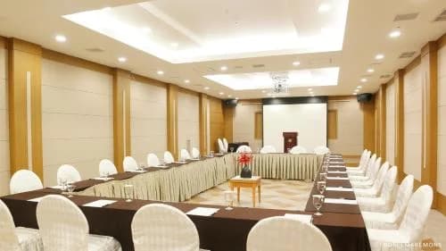 호텔 마레몬스 회의실