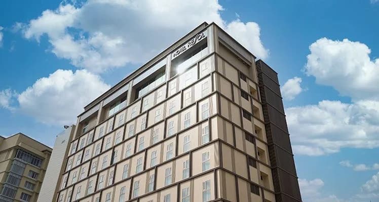 오키나와 본섬 호텔 레솔 트리니티 나하 호텔 외관