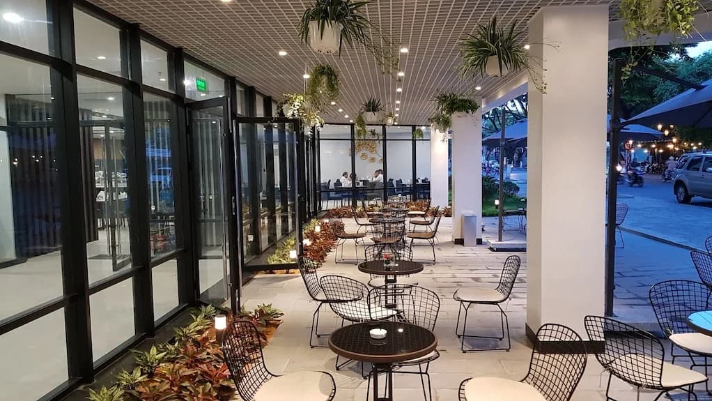 무옹탄 럭셔리 송 한 호텔 전망