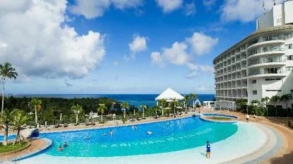 오키나와 카리유시 리조트 엑시즈 온나 욕실 시설