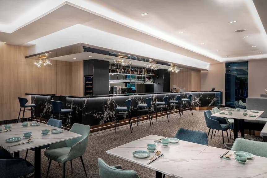 오키드 호텔 침실