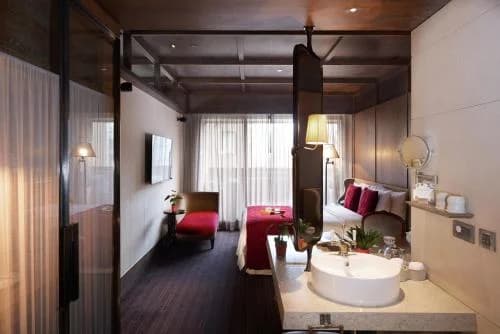 팔레 드 쉰 호텔 주변 환경