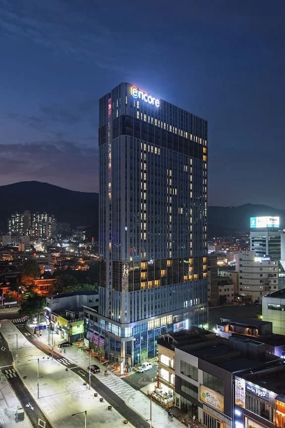 부산 라마다 앙코르 바이 윈덤 부산 해운대 호텔 외관