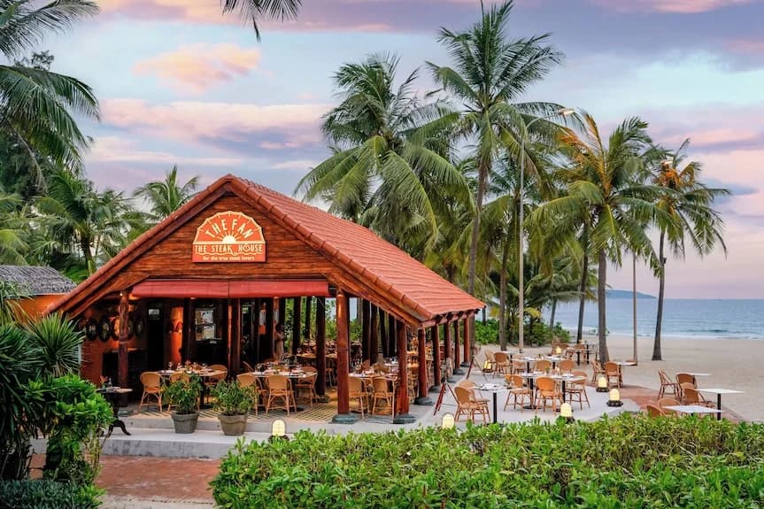 살라 다낭 비치 호텔 로비