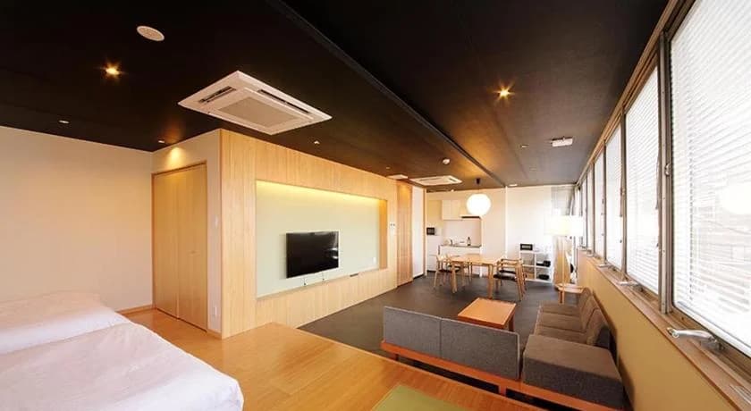 비아 인 교토에키 하치조구치 - JR 웨스트 그룹 수영장