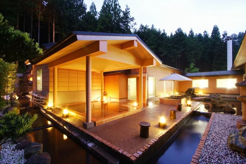 비아 인 교토에키 하치조구치 - JR 웨스트 그룹 피트니스